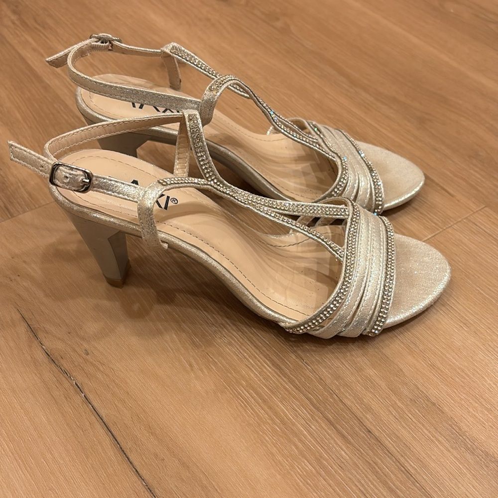 LINDA-01 TAXI LA DRESS SANDAL - Picture 2 of 2